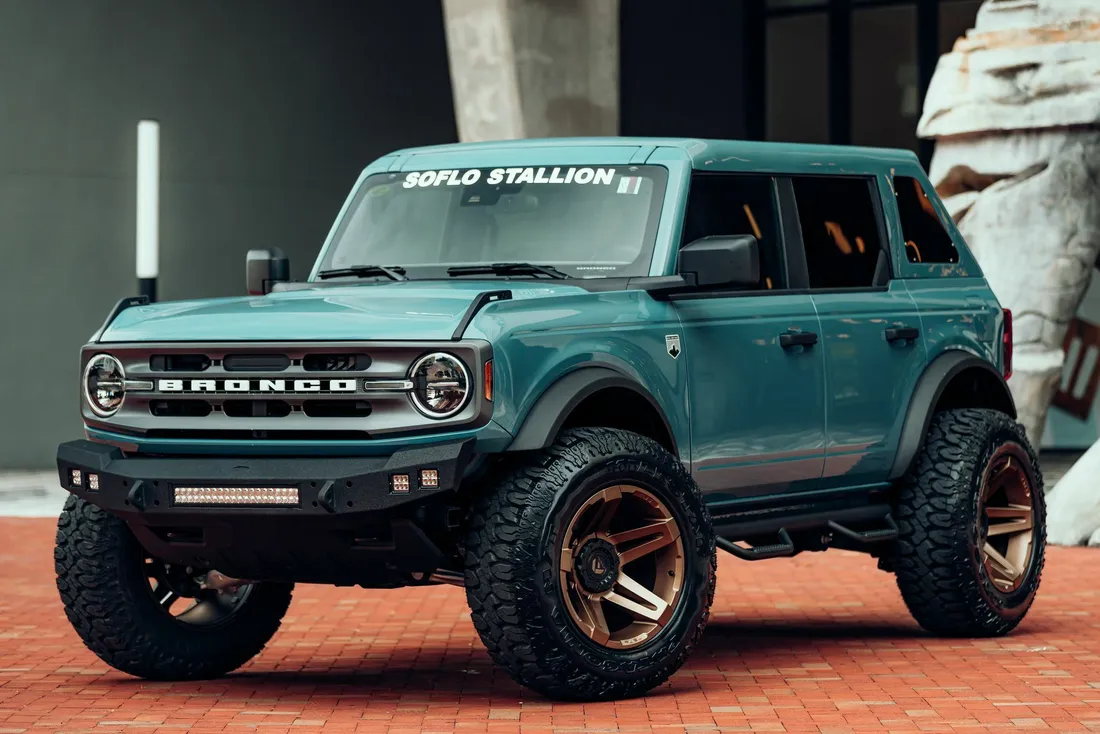 2022 Bronco Soflo Stallion 4x4