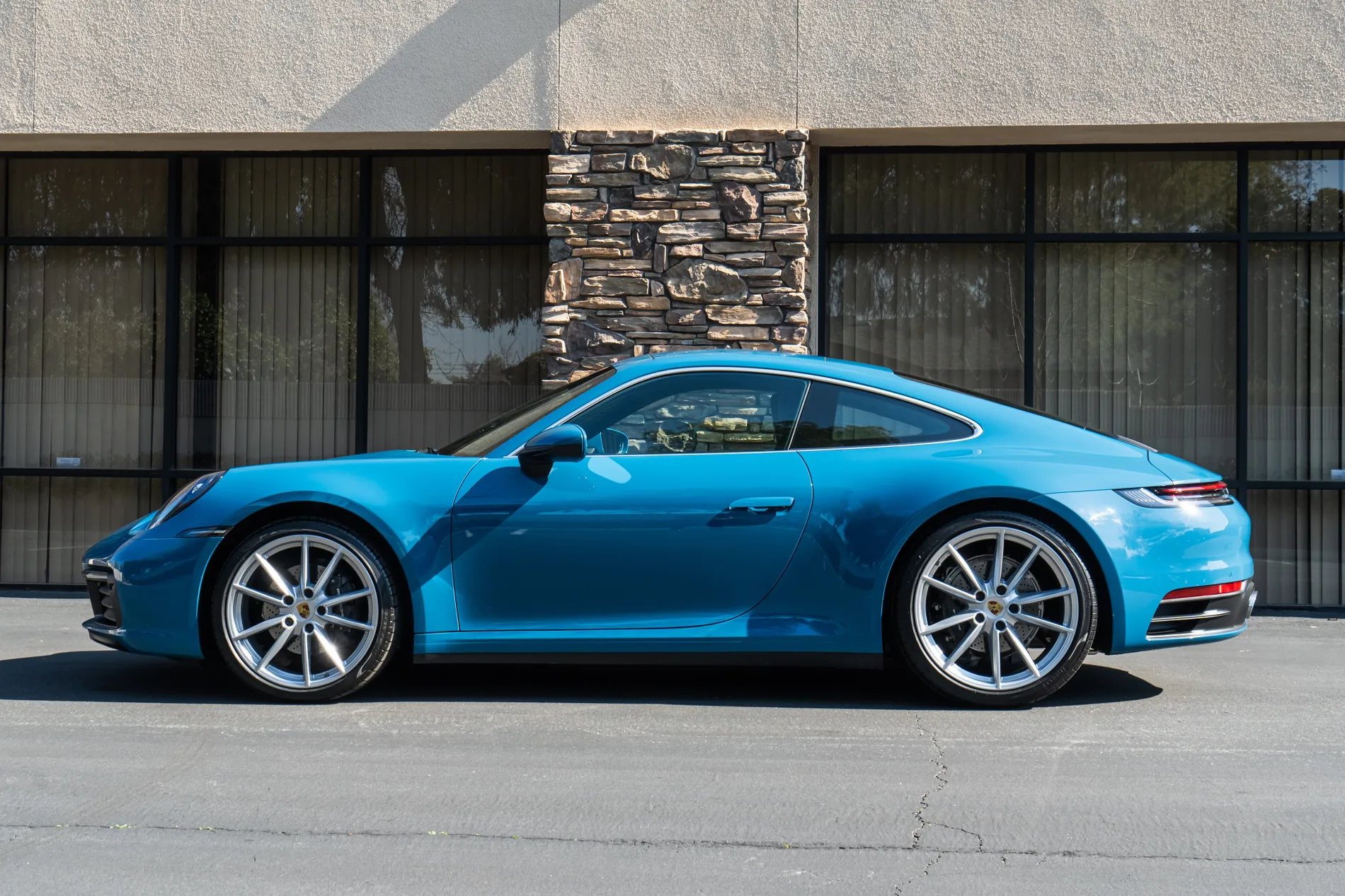 2021 Porsche 911 Carrera