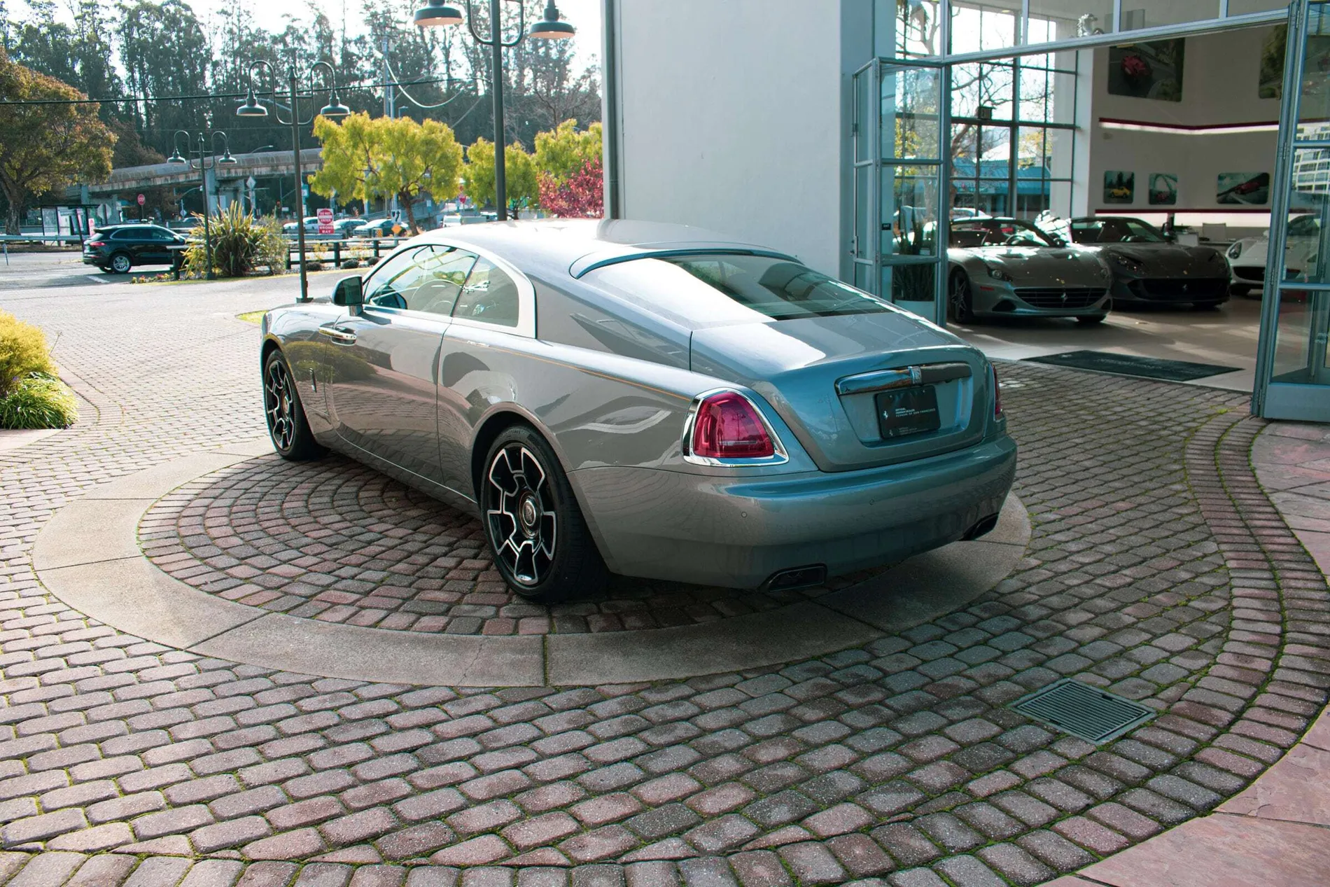 2018 Rolls-Royce Wraith Black